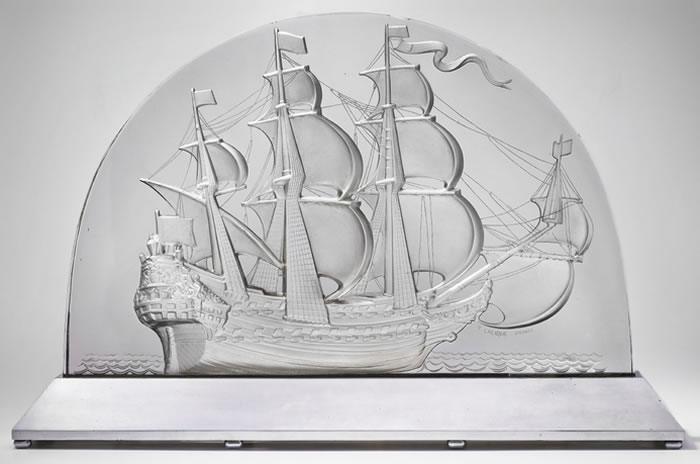 R. Lalique Caravelle Decoration