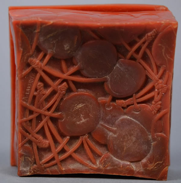 R. Lalique Cerises Box