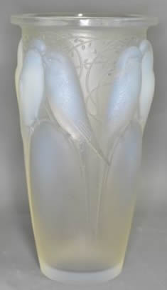 R. Lalique Ceylan Vase