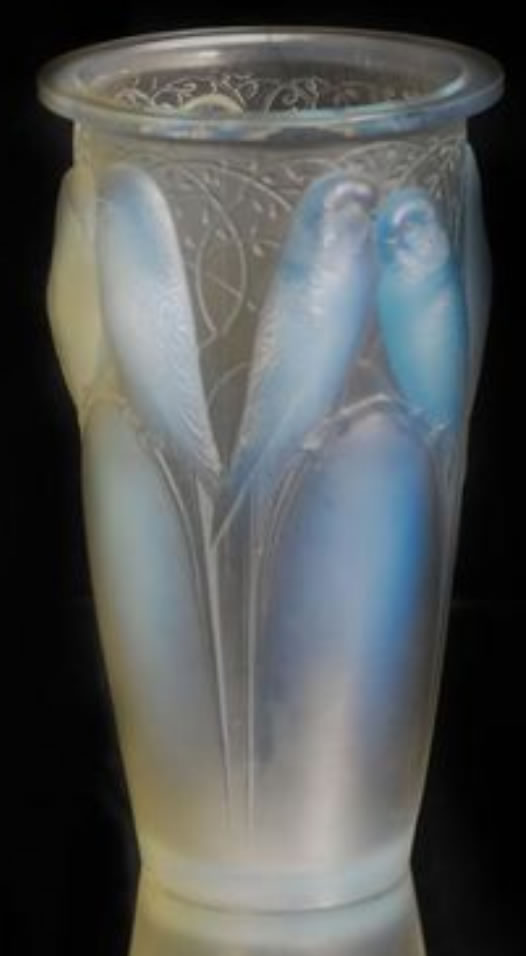R. Lalique Ceylan Vase