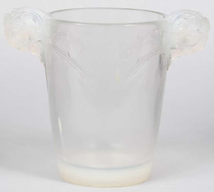 R. Lalique Chamarande Vase
