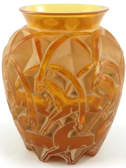 R. Lalique Chamois Vase