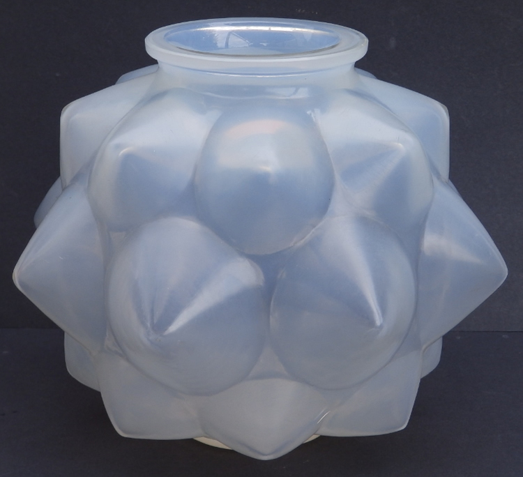 R. Lalique Champagne Vase