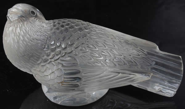 R. Lalique Chardonneret Moqueur Paperweight