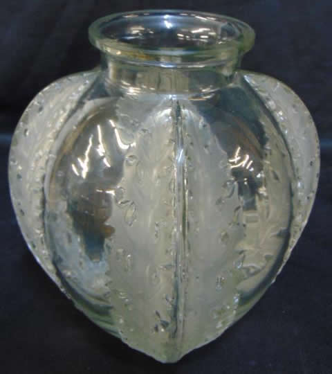 R. Lalique Chardons Vase