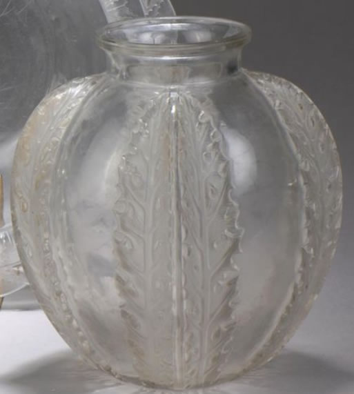 R. Lalique Chardons Vase