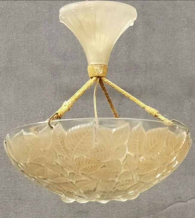 R. Lalique Charmes Suspension