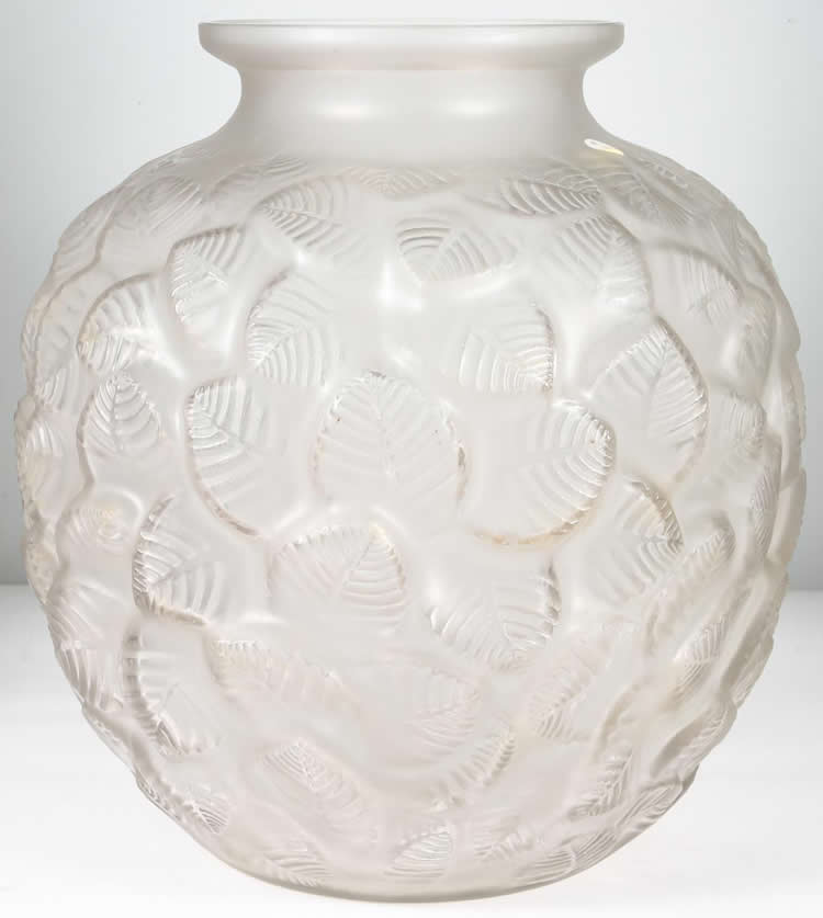 R. Lalique Charmilles Vase