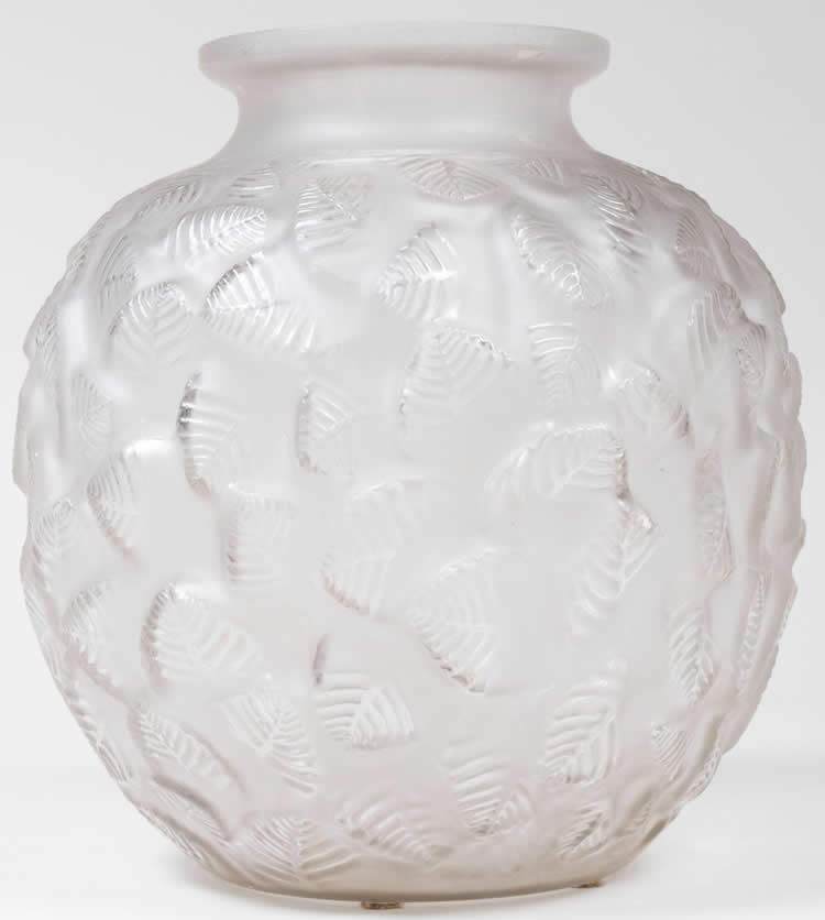 R. Lalique Charmilles Vase