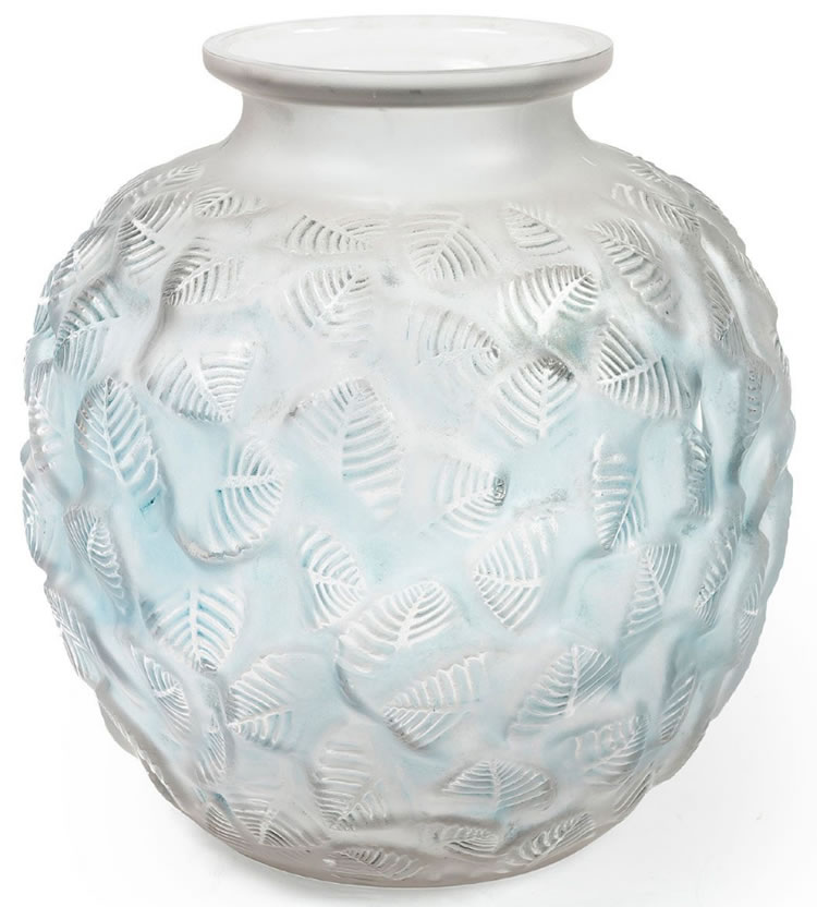 R. Lalique Charmilles Vase