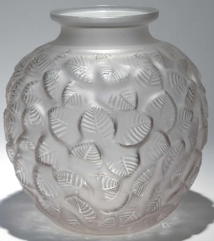 R. Lalique Charmilles Vase
