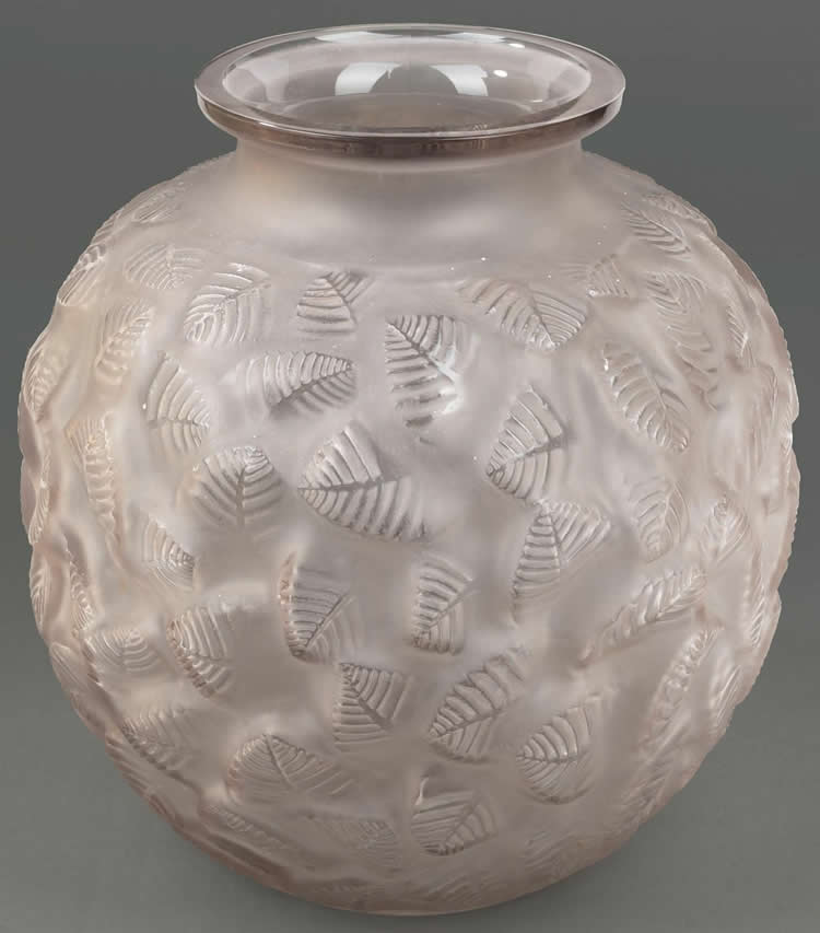 R. Lalique Charmilles Vase