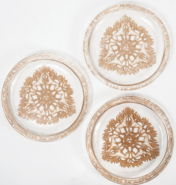 R. Lalique Chasse Chiens Plate