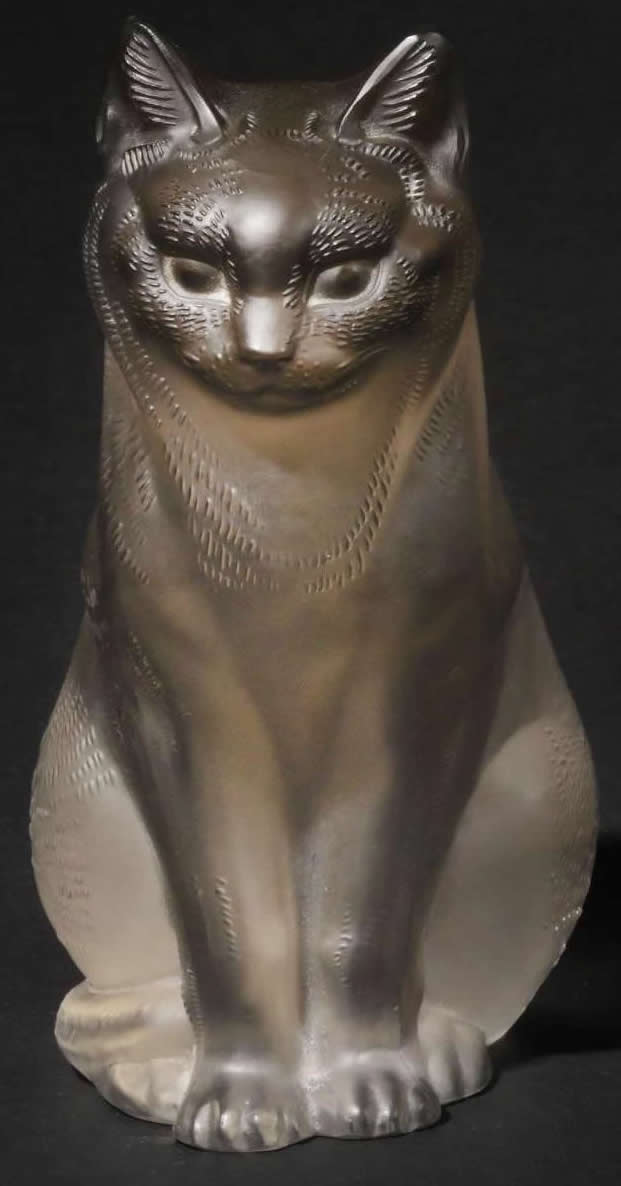 R. Lalique Chat Assis Decoration