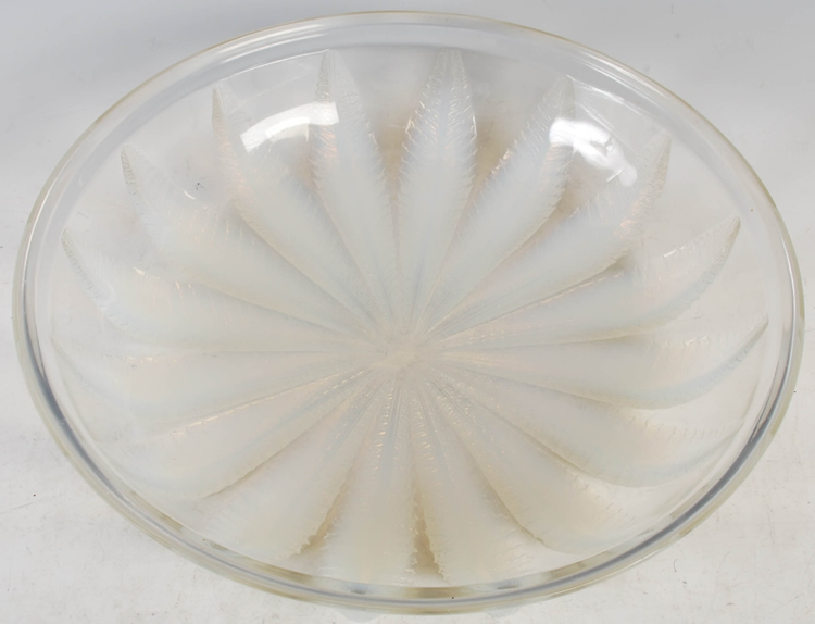 R. Lalique Chataignier Bowl