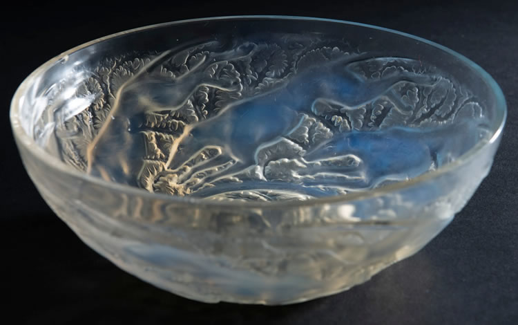 R. Lalique Chiens Bowl