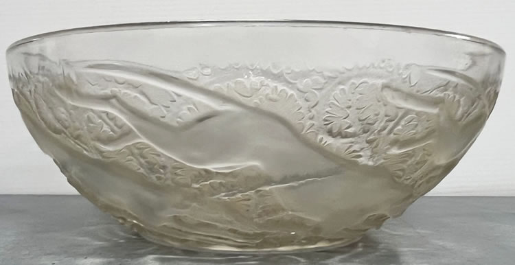 R. Lalique Chiens Bowl
