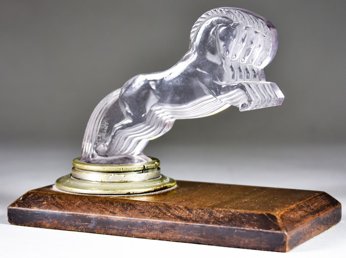 R. Lalique Cinq Cheveaux Car Mascot