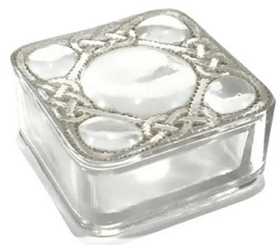 R. Lalique Cinq Fleurs Box