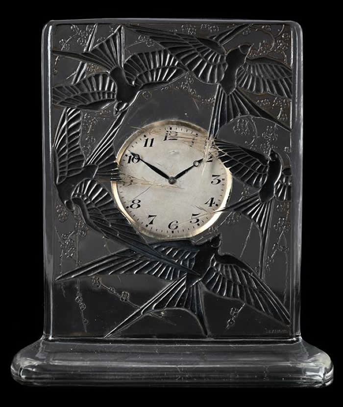 R. Lalique Cinq Hirondelles Clock