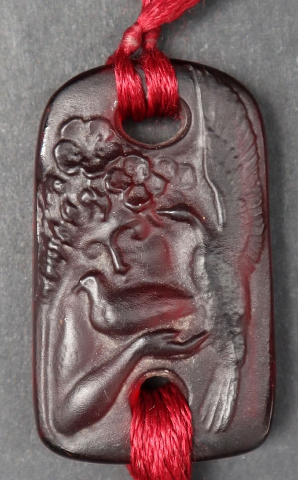 R. Lalique Colombes Pendant