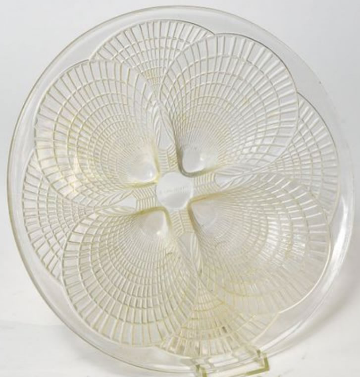 R. Lalique Coquilles Plate