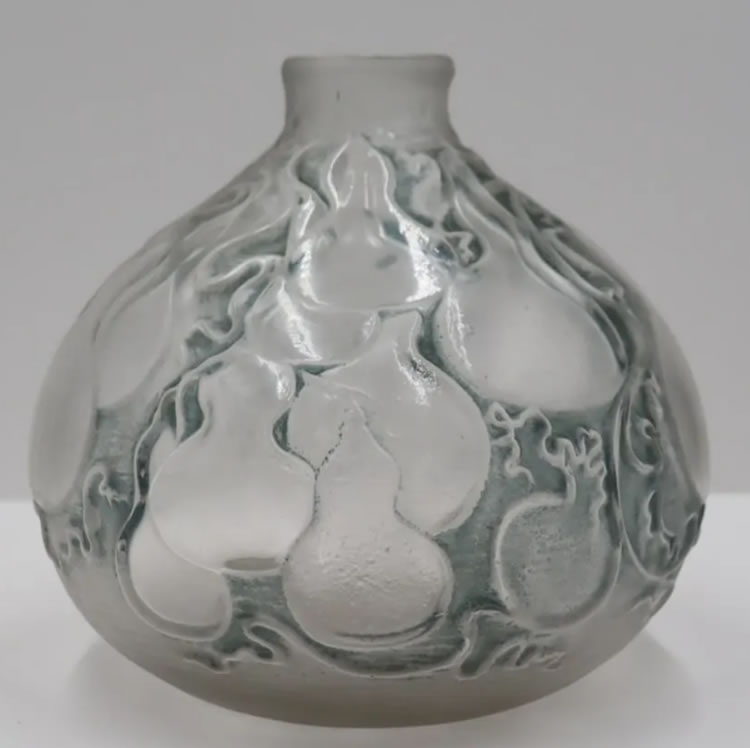 R. Lalique Courges Vase