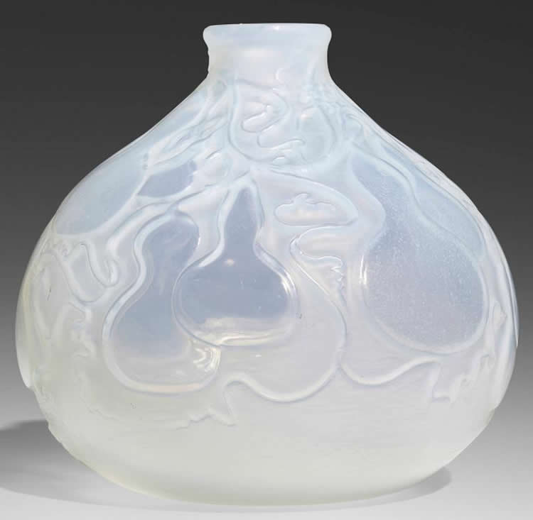 R. Lalique Courges Vase