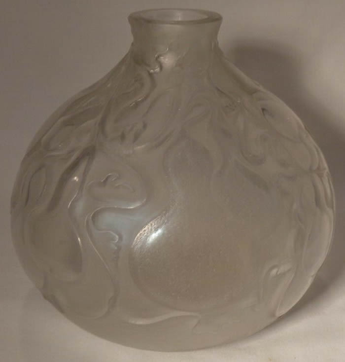 R. Lalique Courges Vase