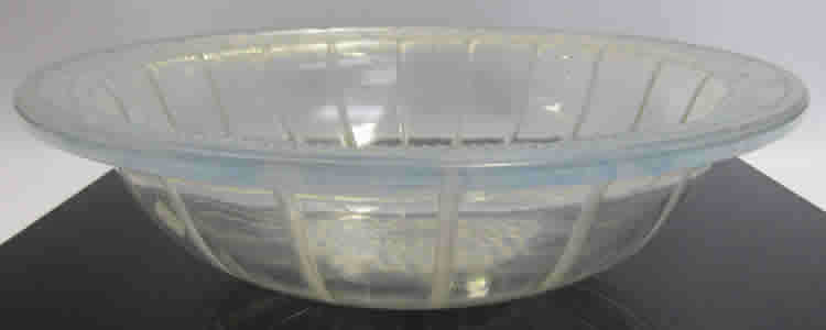 R. Lalique Cremieu Bowl