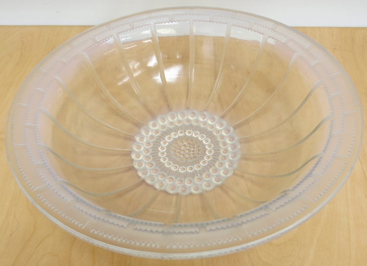 R. Lalique Cremieu Bowl