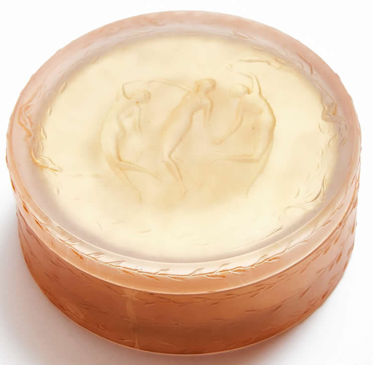 R. Lalique Trois Figurines Powder Box