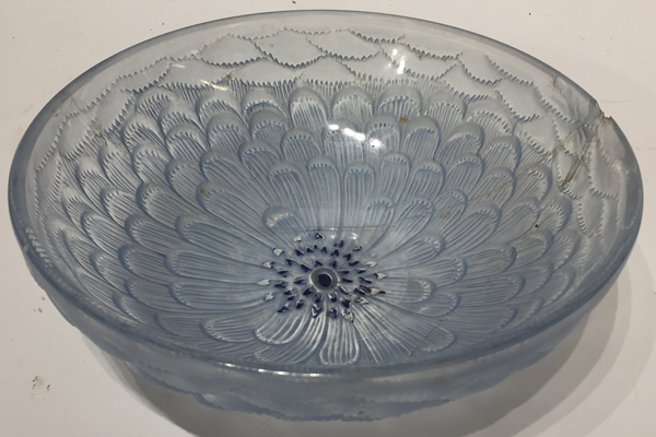 R. Lalique Dahlia Bowl