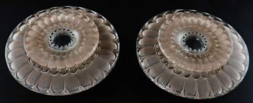 R. Lalique Dahlia Candleholder