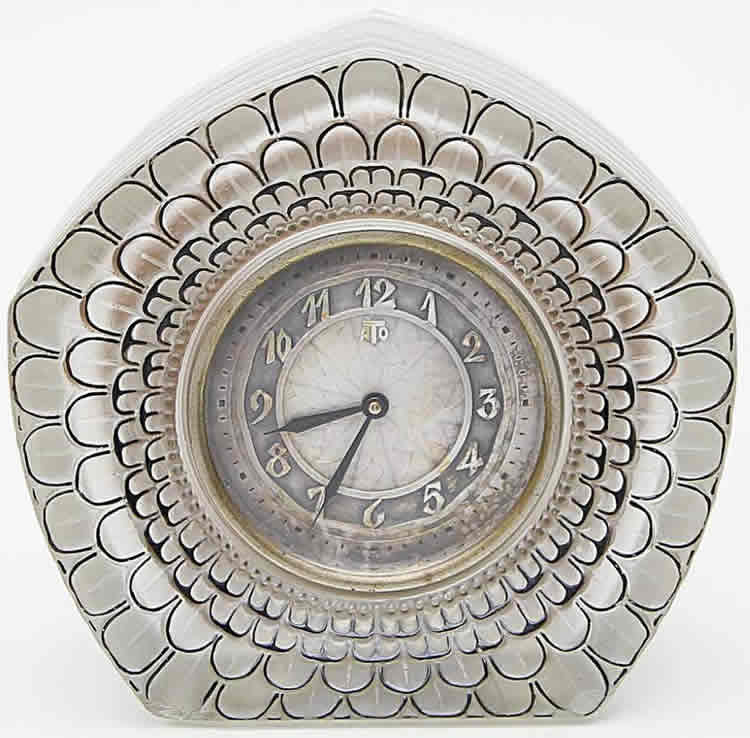 R. Lalique Dahlia Clock