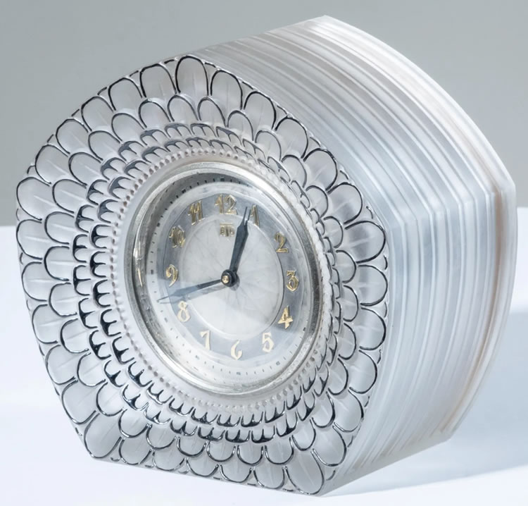 R. Lalique Dahlia Clock