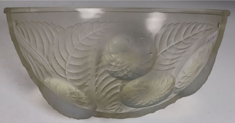 R. Lalique Dahlias Applique