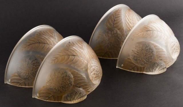 R. Lalique Dahlias Wall Light