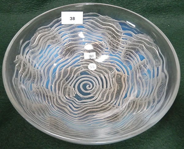 R. Lalique Dauphins Bowl