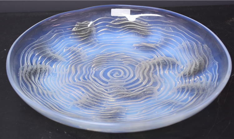 R. Lalique Dauphins Plate