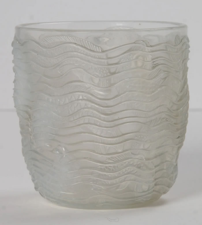 R. Lalique Dauphins Vase