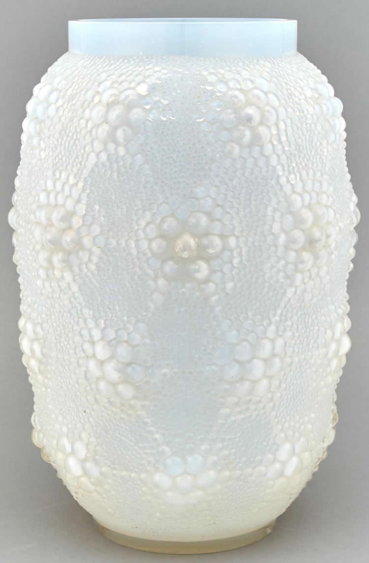 R. Lalique Davos Vase