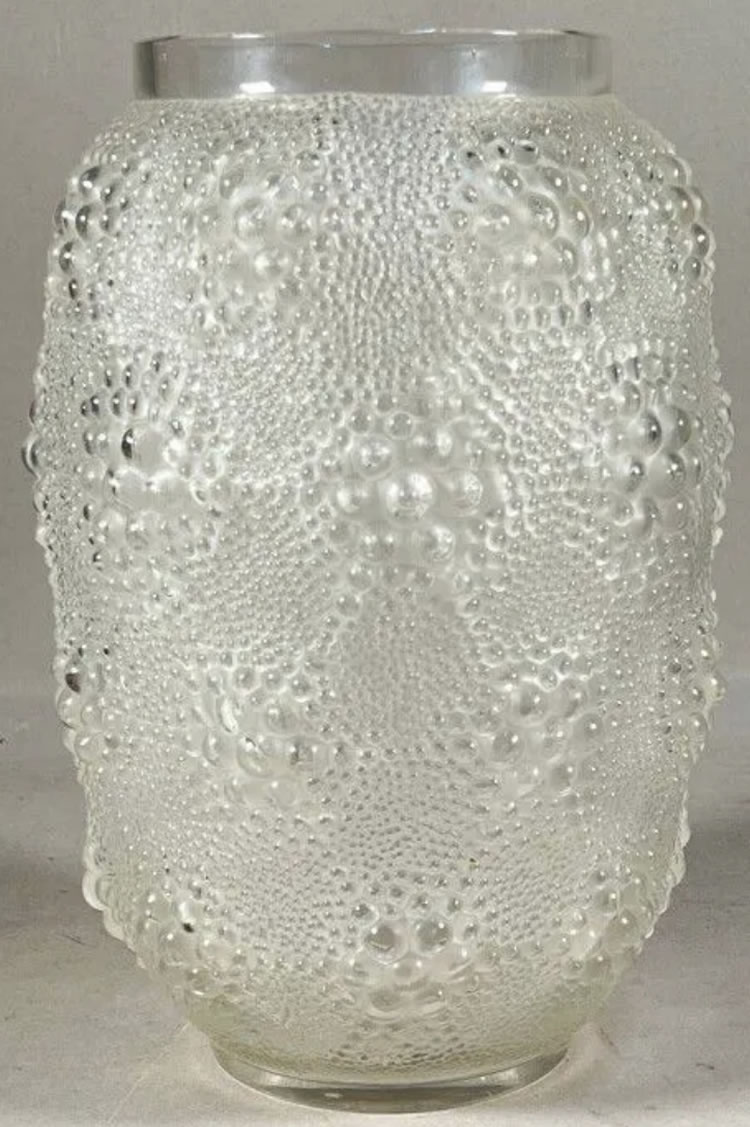 R. Lalique Davos Vase