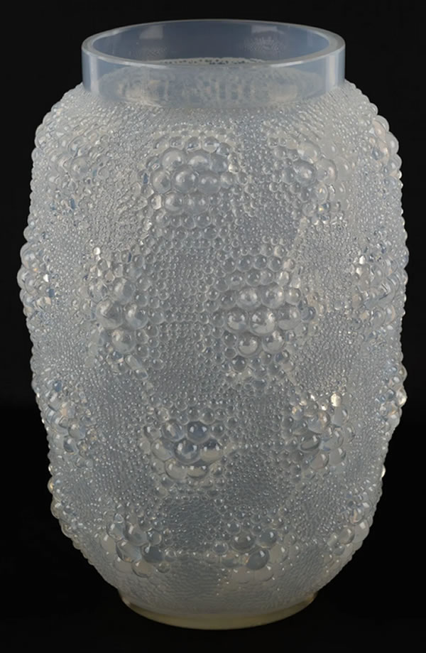R. Lalique Davos Vase