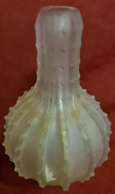 R. Lalique Dentele Vase
