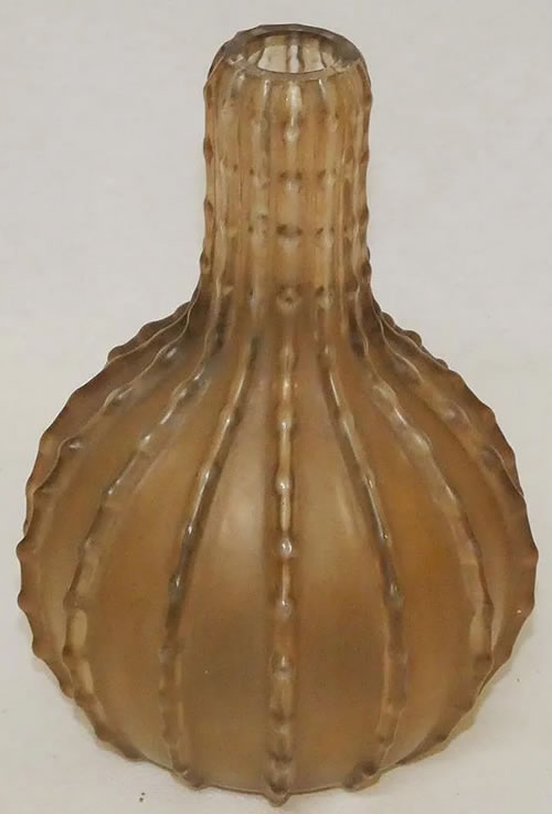R. Lalique Dentele Vase