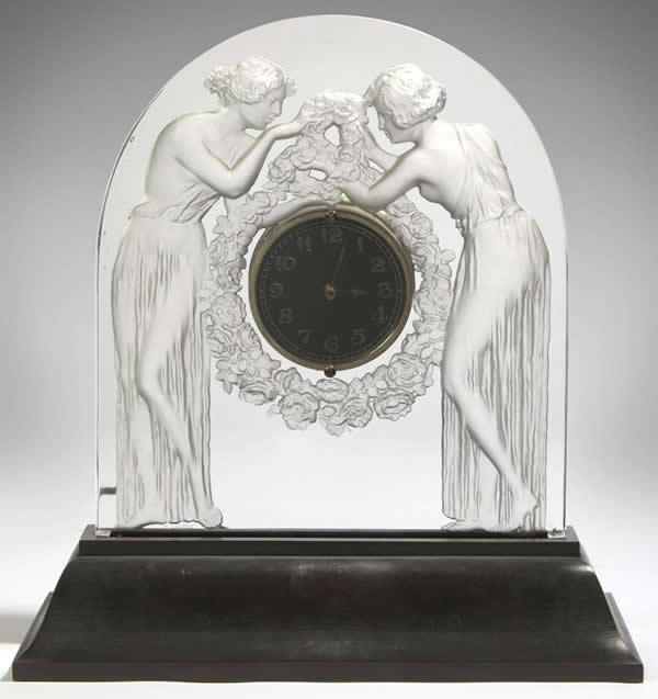 R. Lalique Deux Figurines Clock