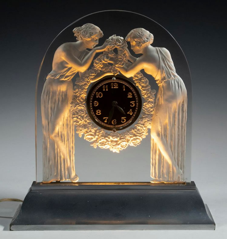 R. Lalique Deux Figurines Clock