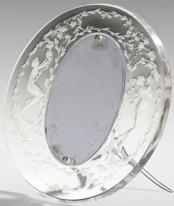 R. Lalique Deux Figurines et Fleurs Frame