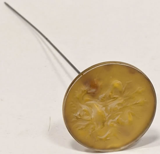 R. Lalique Deux Figurines et Masques Hatpin